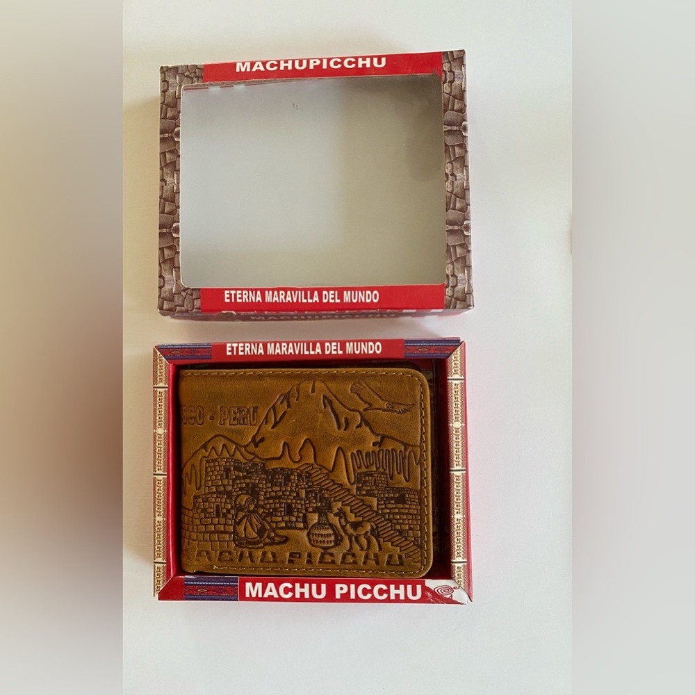 Machu Picchu bifold wallet